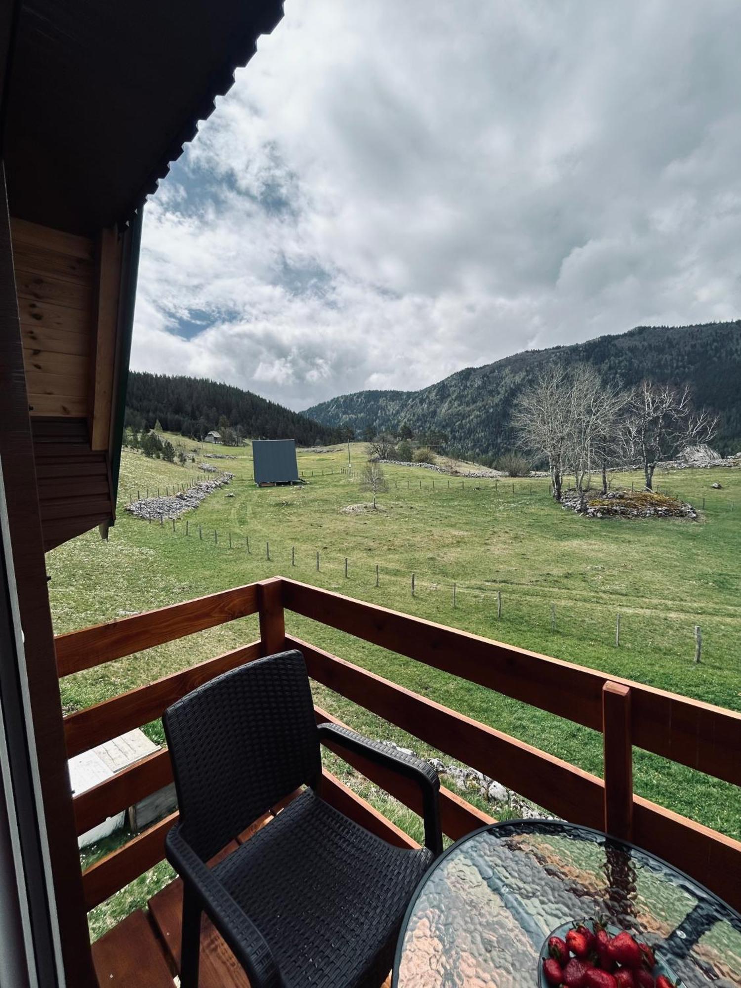 Nomad Lodge Zminica Žabljak Εξωτερικό φωτογραφία